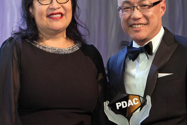 skookum-jim-award-lana-eagle-copy6BA4881D-253D-E8F4-FCDF-C6A6172CDCF2.jpg